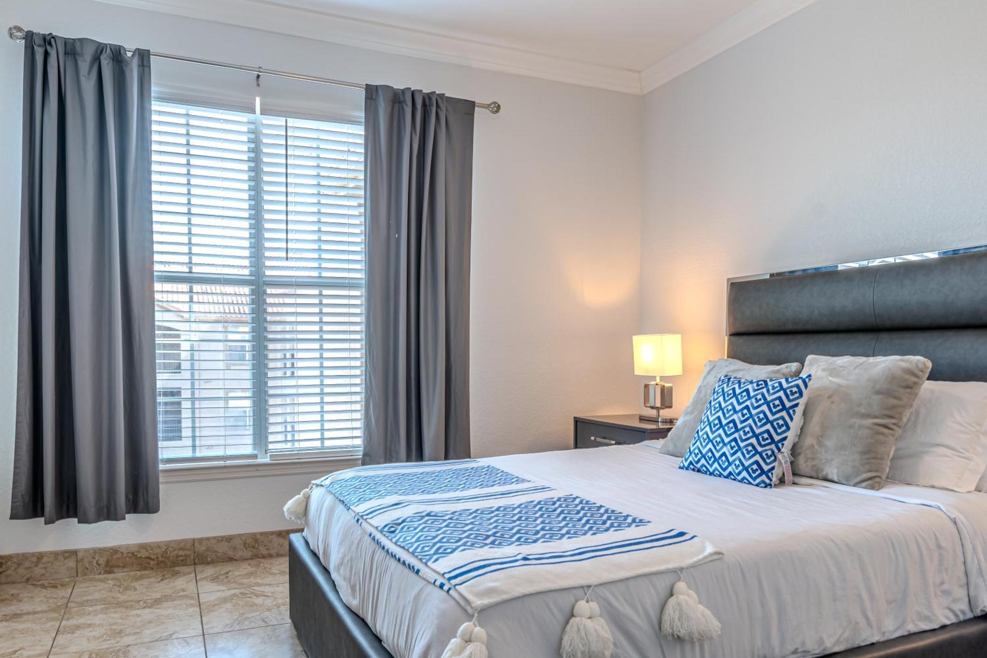 Apartment 3 Bedroom In Tuscana Resort , 15" From Disney Kissimmee Buitenkant foto